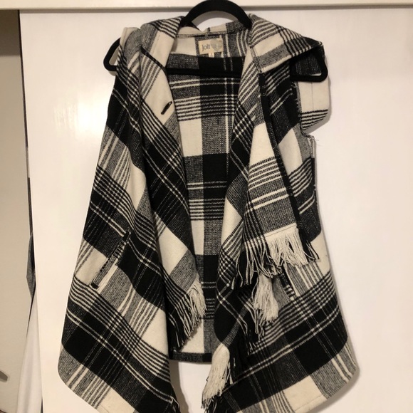 Vest - Picture 1 of 1